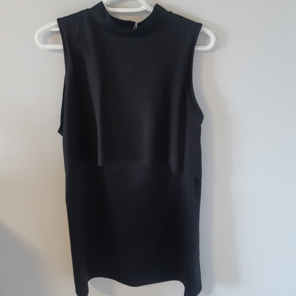 Various dresses, a blouse & shoes - Picture 3 of 9